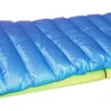 Western Mountaineering Nanolite Quilt -Sackundpack Laden Nanolite 2